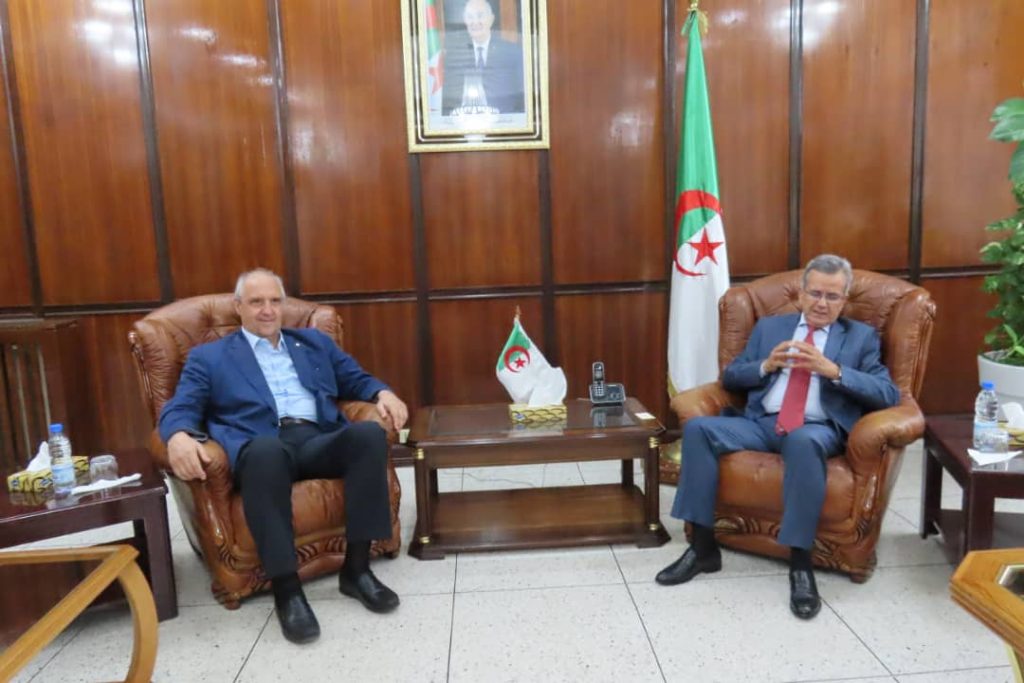 The President Gian Franco Massaro and the Secretary General Abdelmalek Sayah of our Federation were received by the Minister of Health of Algeria. An opportunity for friendship and discussion to develop future projects on the African continent!